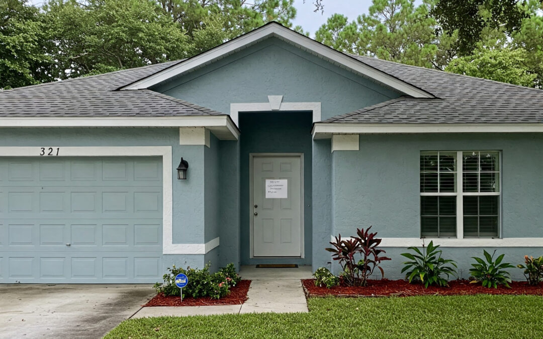 Avoiding HOA Notices: How Regular Power Washing Keeps Your Florida Home Compliant